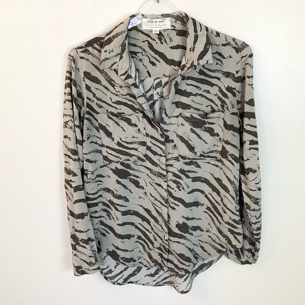 Anthropologie Long Sleeve Zebra Print Button Up Top by Cloth & Stone - Olive - S